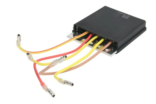 Įtampos reguliatorius DZE02099 (12V, 35A)