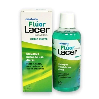 Burnos skalavimo skystis Lacer, 500 ml