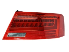 Galinis žibintas MAGNETI MARELLI 714021190803 kaina