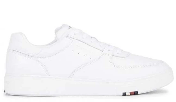Tommy Hilfiger bateliai