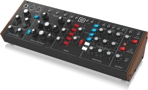 Behringer Model D analoginis sintezatorius