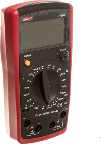 Uni-T Varžos ir talpos matuoklis 2000MΩ 20mF (EMRP_UT601)