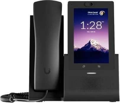 Ubiquiti Versatile desktop smartphone that eliminates the learning