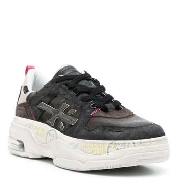 Sportiniai bateliai moterims, Sneakers
