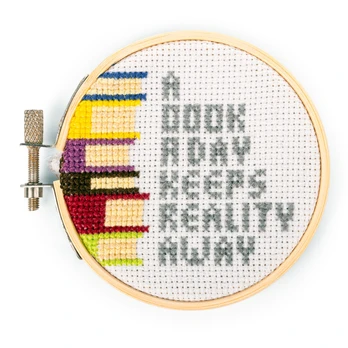 Kikkerland - Books Mini Cross Stitch Embroidery - (GG271)