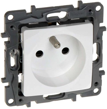 PAVIENIS LIZDAS LE-764540 Niloe 230 V 16 A LEGRAND
