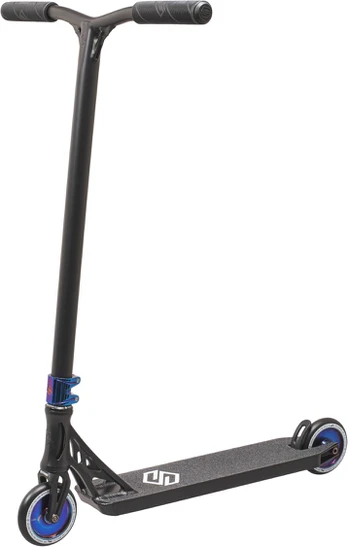 Triukinis paspirtukas Striker Essence, Blue Chrome